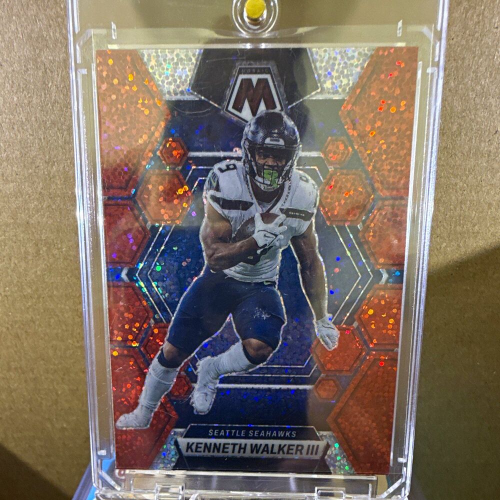 2023 Panini Mosaic Kenneth Walker III #221 Red Sparkle Prizm Seahawks